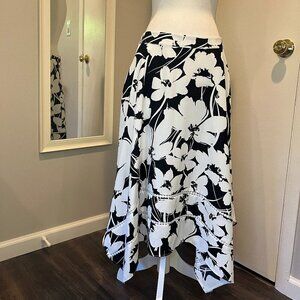 Karl Lagerfeld Paris Black & White Floral Asymmetrical A-Line Skirt, Size 6